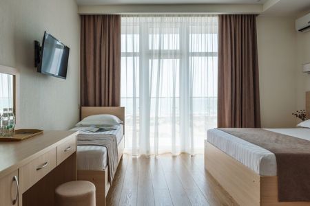 Стандартный 3-местный (вид на море)