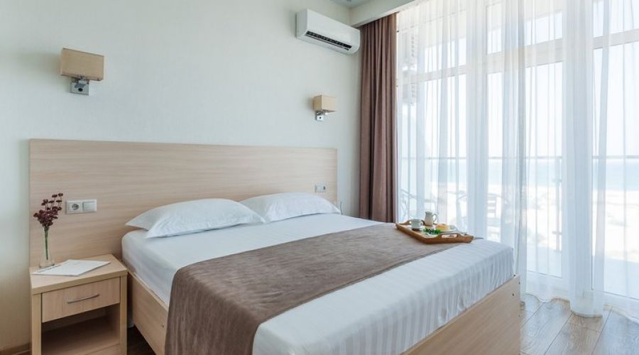 Стандартный 3-местный (вид на море)