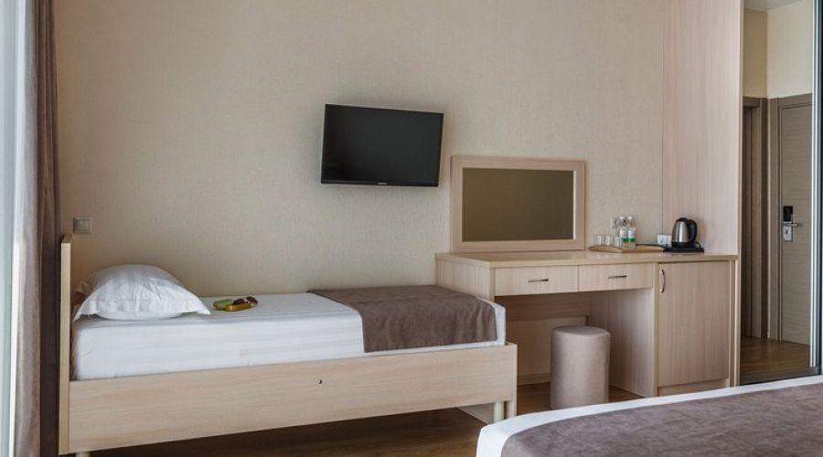 Стандартный 3-местный (вид на море)