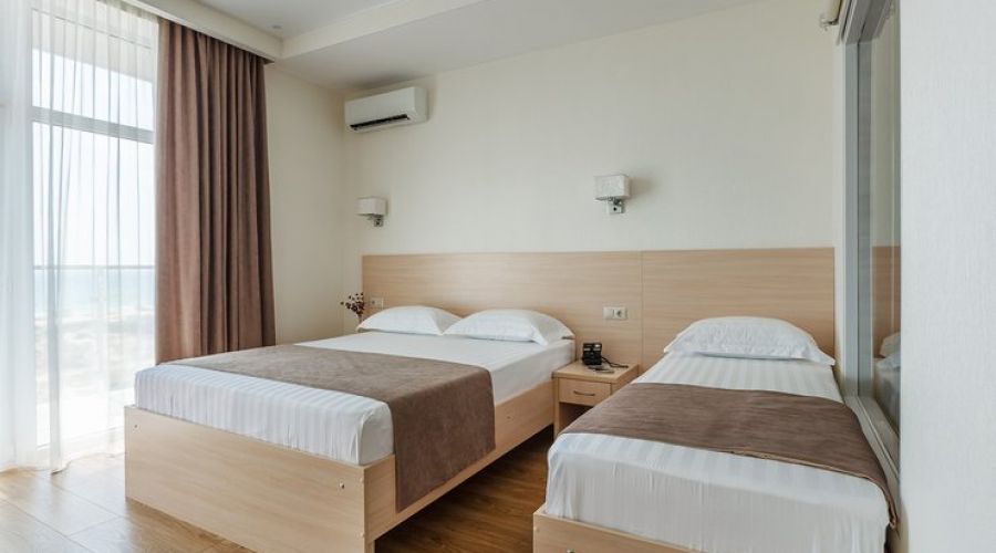 Стандартный 4-местный (вид на море)