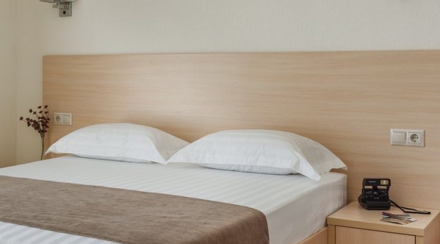 Стандартный 4-местный (фрагментарный вид на море)